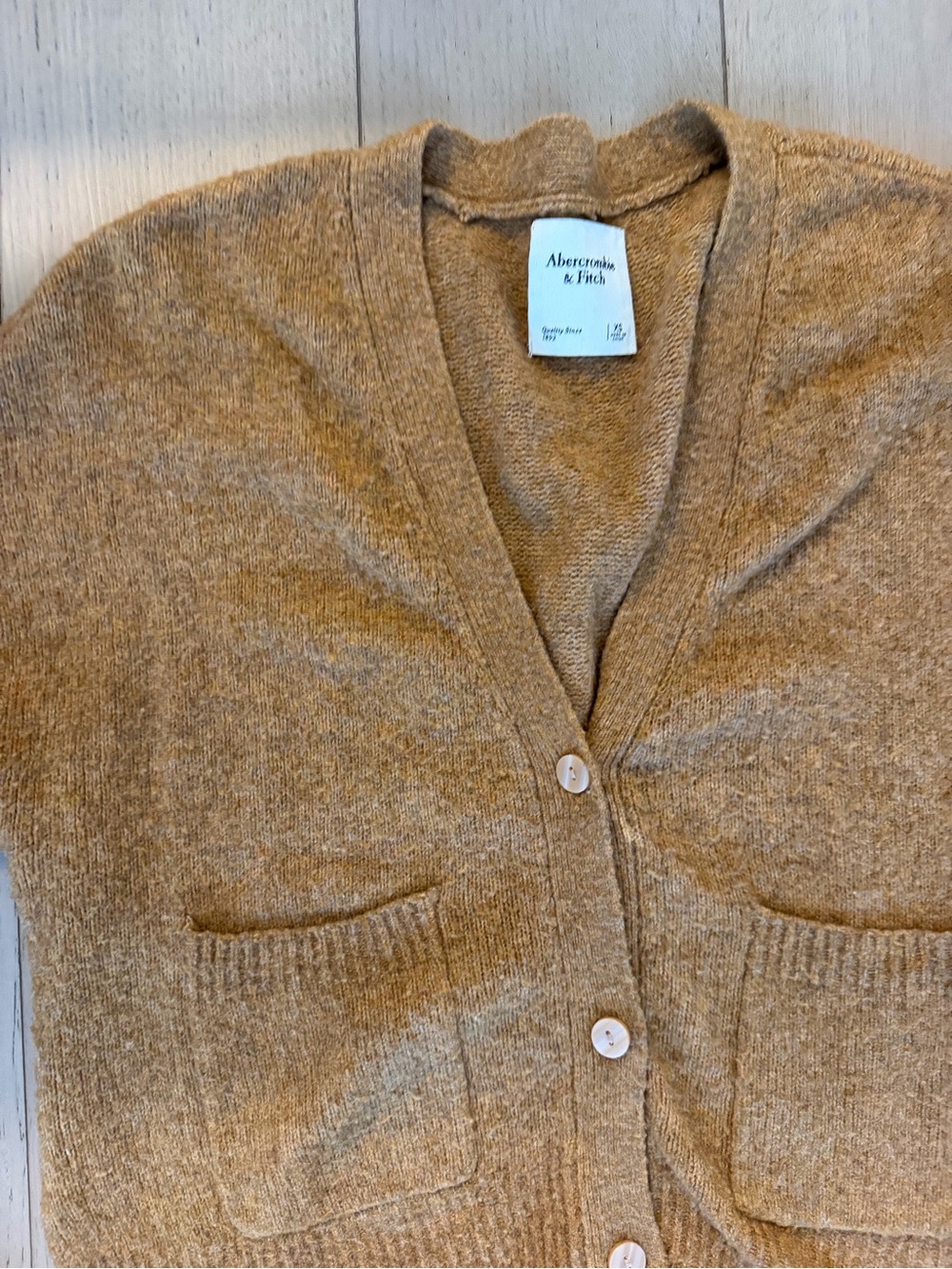 Abercrombie & Fitch V-Neck Cardigan Sweater in Camel - Picture 6 of 8
